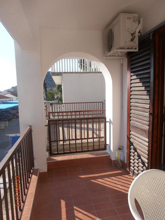 Apartments Meni دراغ الغرفة الصورة